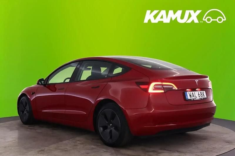 Begagnad Tesla Model 3 Long Range AWD 366 kW (498 HK) 2023 Röd Sedan