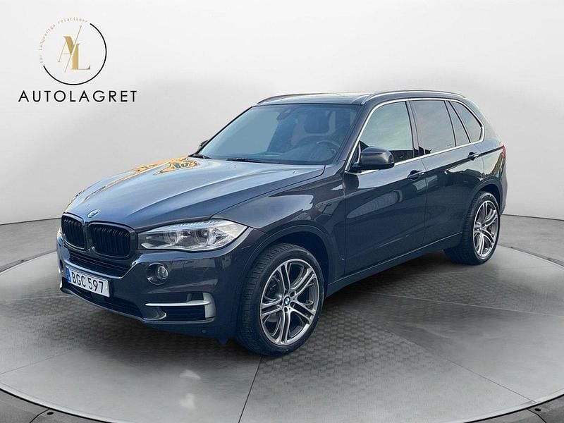 Grå Begagnad 2014 BMW X5 SUV | 219 700 kr (Lite dyr) - Bild 1/4