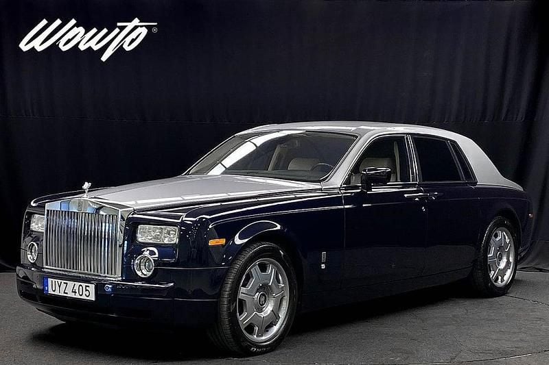 Flerfärgad Begagnad 2004 Rolls Royce Phantom Sedan | 1 099 800 kr - Bild 1/3