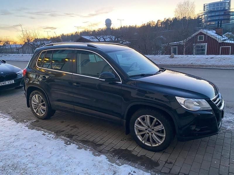 Begagnad VW Tiguan 150 HK (110 kW) 2008 SUV