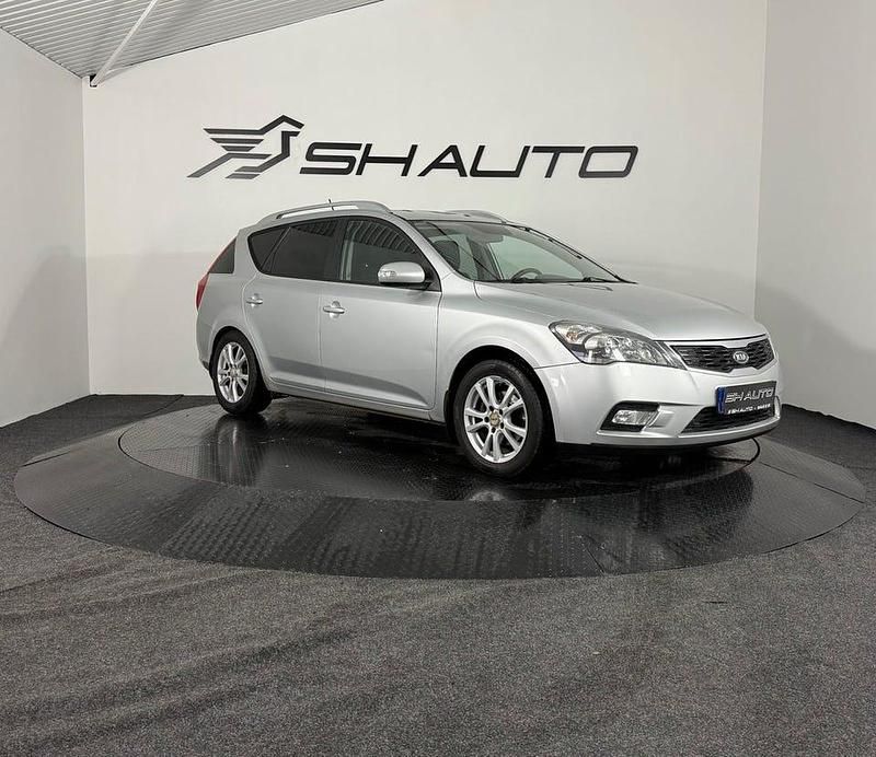 Begagnad Kia Ceed Sportswagon EX 116 HK (85 kW) 2010 Grå Kombi