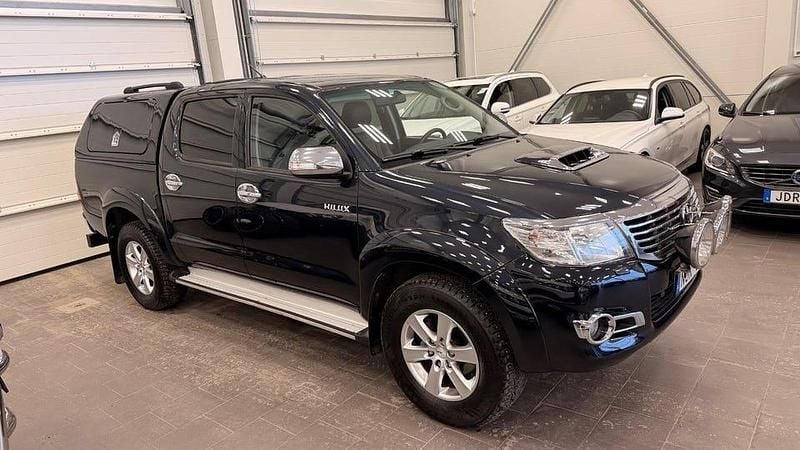 Begagnad Toyota HiLux 171 HK (125 kW) 2013 Metallic lack Pickup