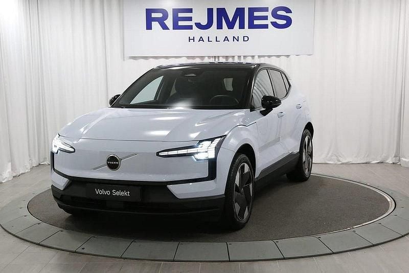 Ljusblå Begagnad 2023 Volvo EX30 Plus SUV | 369 500 kr - Bild 1/4