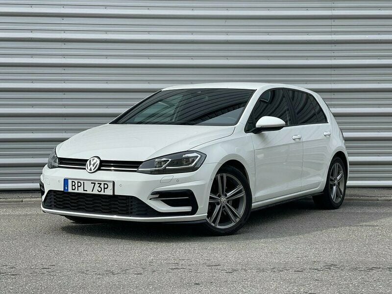 Vit Begagnad 2019 VW Golf Alltrack Sportline Kombi | 284 900 kr (Lite dyr) - Bild 1/4