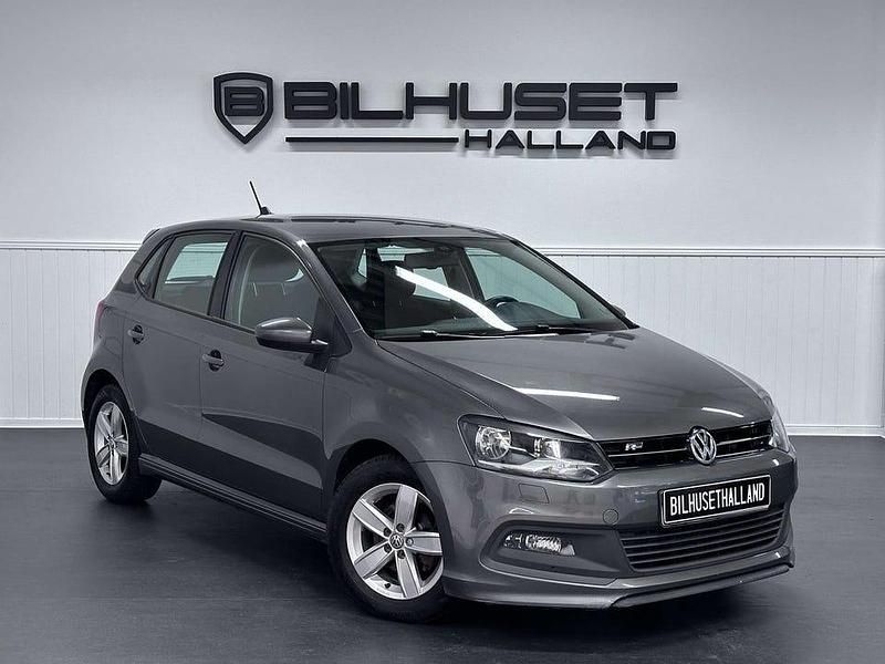 Grå Begagnad 2014 VW Polo R-line Halvkombi | 89 900 kr (Marknadspris) - Bild 1/4