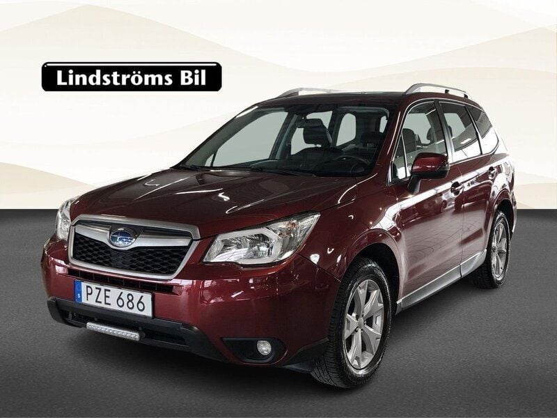 Ljusröd Begagnad 2015 Subaru Forester SUV | 199 900 kr (Lite dyr) - Bild 1/3