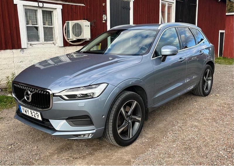 Blå Begagnad 2019 Volvo XC60 Momentum SUV | 240 000 kr (Bra pris) - Bild 1/4