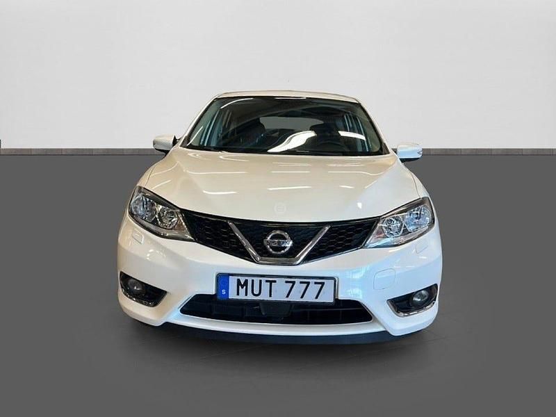 Begagnad Nissan Pulsar Acenta Connect 116 HK (85 kW) 2015 Vit Halvkombi