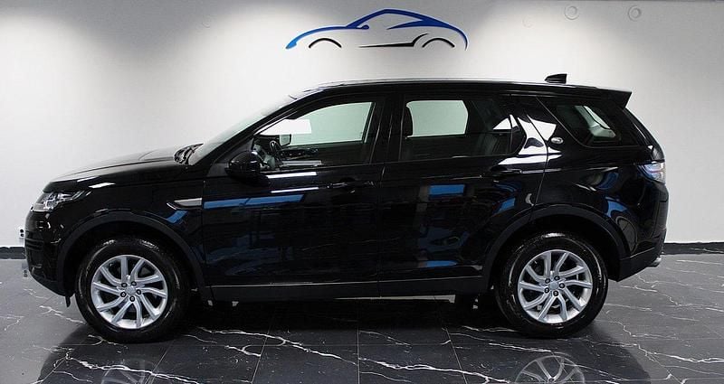 Svart Begagnad 2018 Land Rover Discovery Sport SUV | 189 800 kr (Superpris) - Bild 1/4