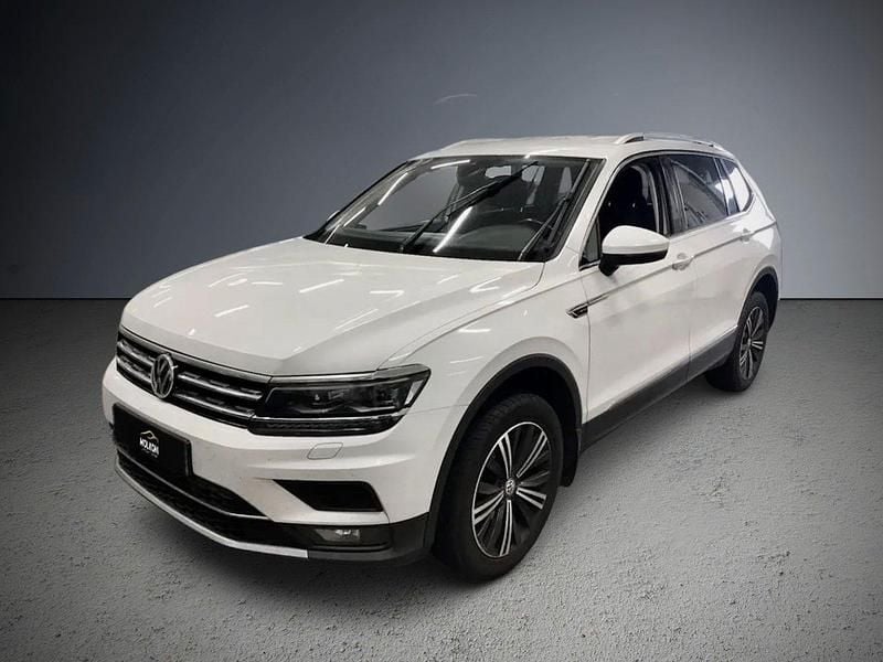 Vit Begagnad 2019 VW Tiguan Allspace GT SUV | 249 800 kr (Bra pris) - Bild 1/4