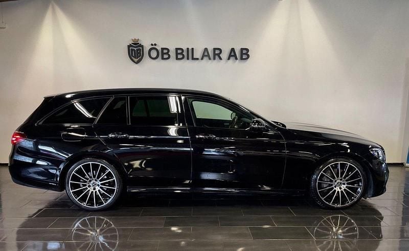Begagnad Mercedes E220 AMG line 194 HK (142 kW) 2021 Svart Kombi