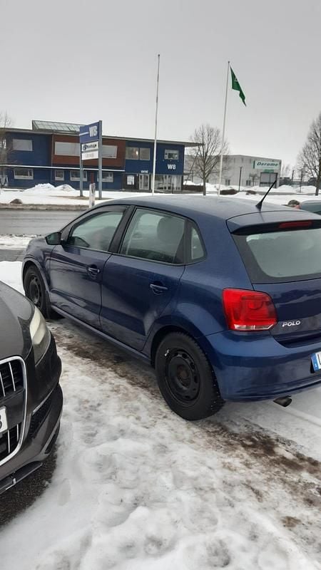 Begagnad VW Polo 90 HK (66 kW) 2010 Halvkombi