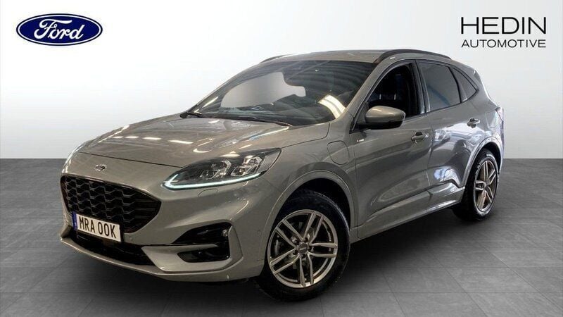 Grå (grey) Begagnad 2022 Ford Kuga Business Edition SUV | 269 900 kr (Marknadspris) - Bild 1/4