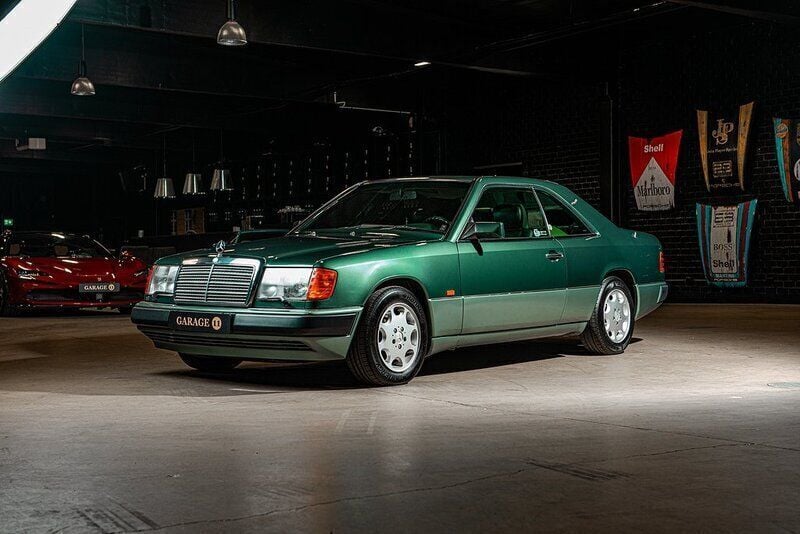 Begagnad 1992 Mercedes E300 Sportkupé | 249 300 kr - Bild 1/4