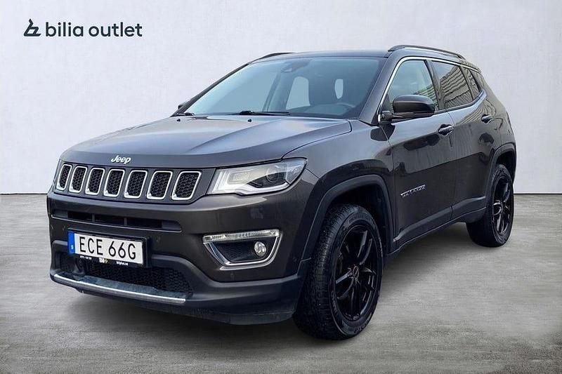 Grå Begagnad 2019 Jeep Compass SUV | 179 900 kr (Marknadspris) - Bild 1/3