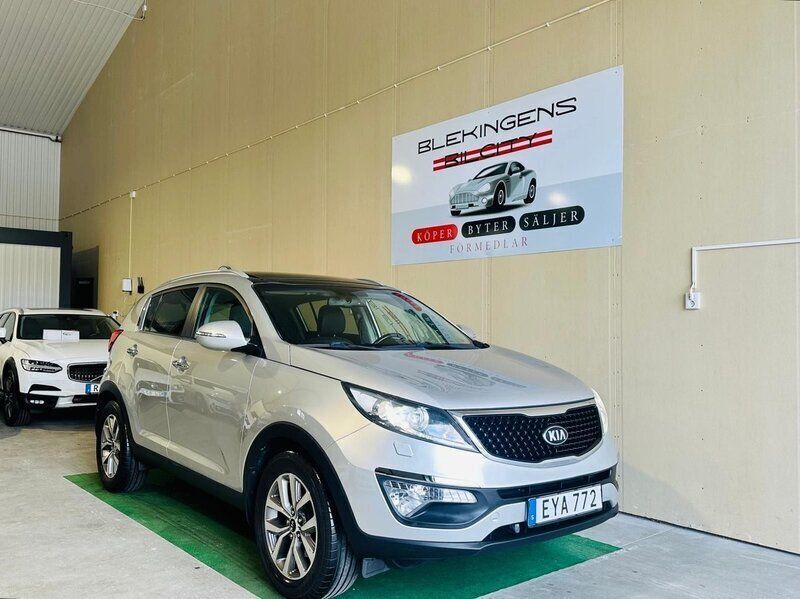 Grå Begagnad 2014 Kia Sportage SUV | 99 900 kr (Marknadspris) - Bild 1/4