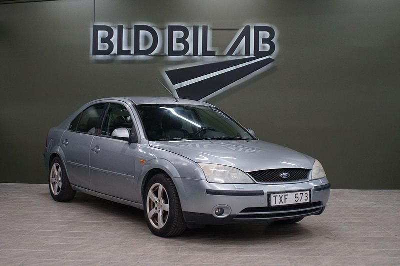 Okänd Begagnad 2002 Ford Mondeo Halvkombi | 12 900 kr (Lite dyr) - Bild 1/4