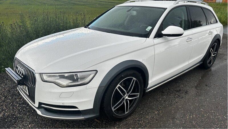 Vit Begagnad 2014 Audi A6 Allroad Comfort Kombi | 165 000 kr (Marknadspris) - Bild 1/4