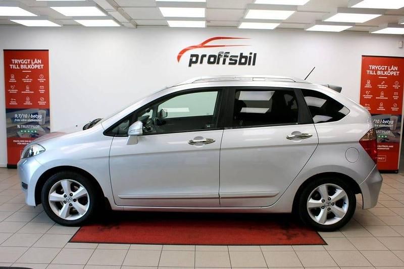 Begagnad Honda FR-V 141 HK (103 kW) 2008 Silver Minibuss