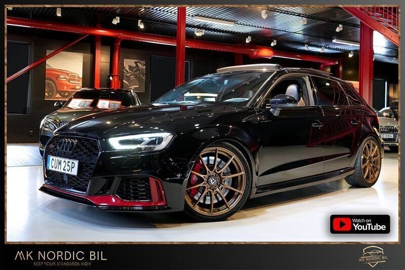 Svart Begagnad 2017 Audi RS3 Design Halvkombi | 469 900 kr (Marknadspris) - Bild 1/4