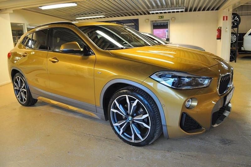 Begagnad BMW X2 M Sport 190 HK (139 kW) 2018 Galvanicgold metallic SUV