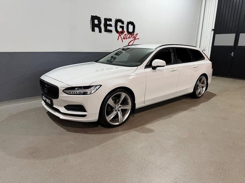 Begagnad Volvo V90 150 HK (110 kW) 2018 Vit Kombi