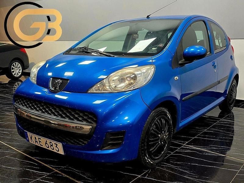 Blå Begagnad 2011 Peugeot 107 Halvkombi | 64 900 kr - Bild 1/4
