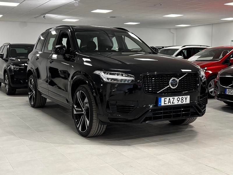 Svart Begagnad 2023 Volvo XC90 Ultimate SUV | 729 900 kr (Marknadspris) - Bild 1/4