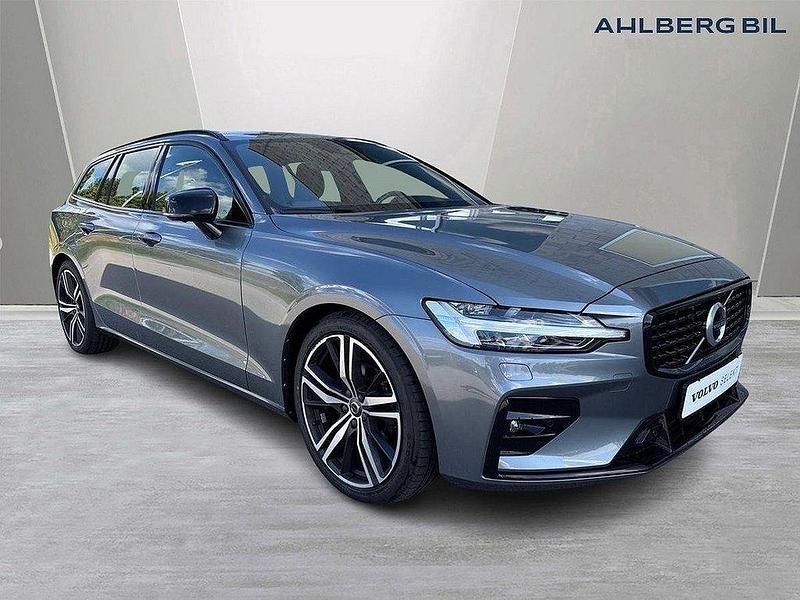 Grå Begagnad 2020 Volvo V60 R-Design Kombi | 319 500 kr (Marknadspris) - Bild 1/3