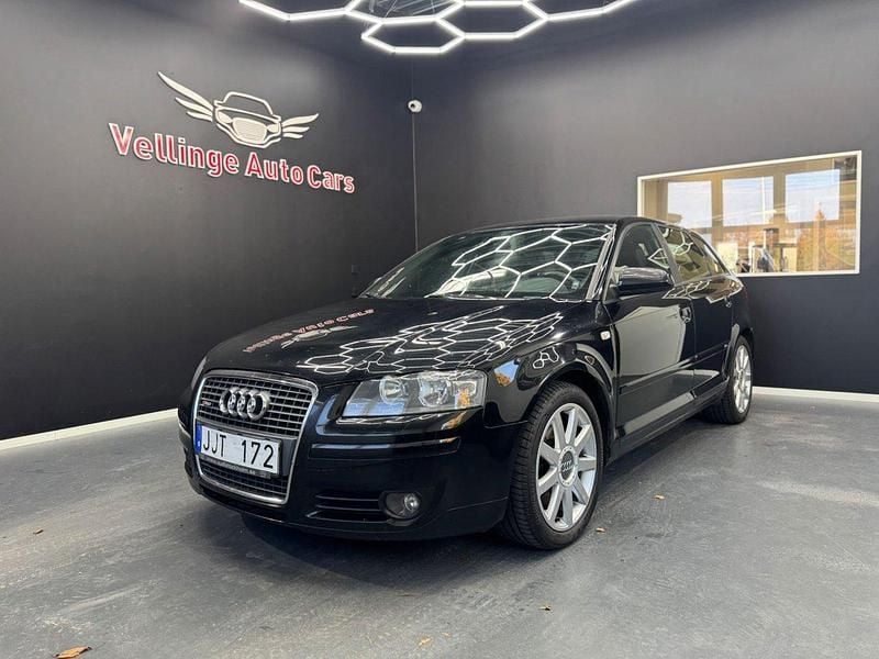 Svart Begagnad 2006 Audi A3 Sportback Comfort Halvkombi | 39 900 kr (Marknadspris) - Bild 1/4