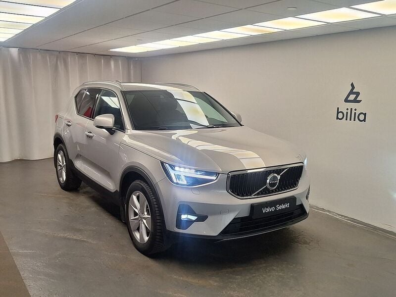 Begagnad 2024 Volvo XC40 SUV | 359 000 kr (Marknadspris) - Bild 1/4