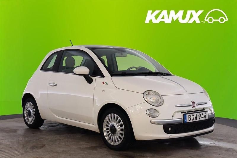Begagnad Fiat 500 Lounge 69 HK (50 kW) 2010 Vit Halvkombi