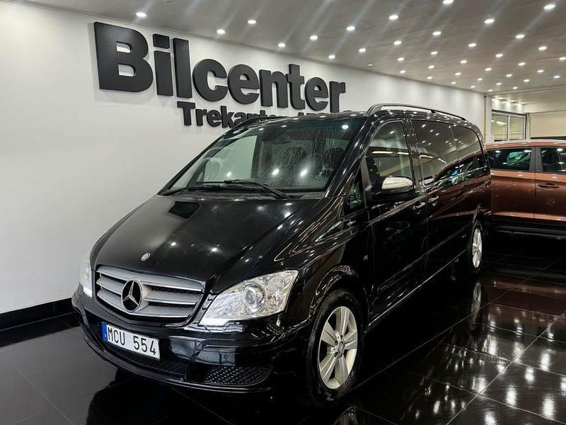Svart Begagnad 2013 Mercedes Viano Minibuss | 165 000 kr (Marknadspris) - Bild 1/4