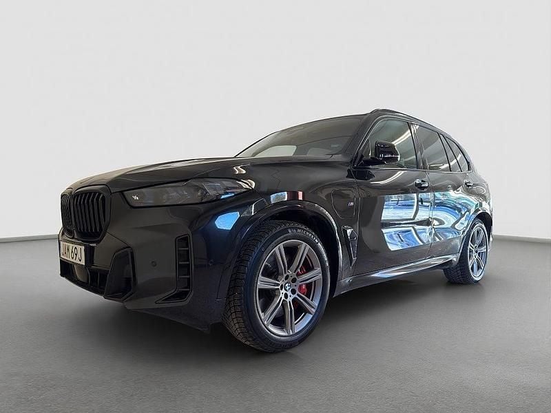 Begagnad BMW X5 M Sport 489 HK (359 kW) 2023 Svart SUV