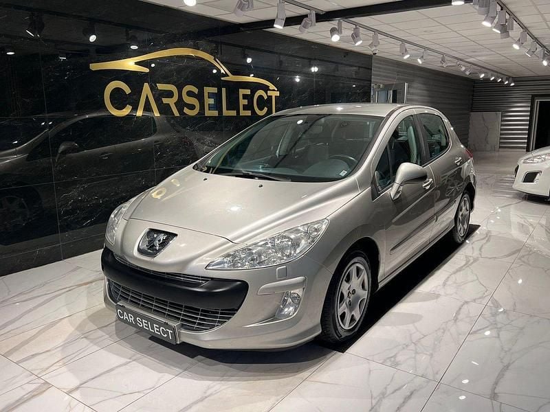 Begagnad Peugeot 308 109 HK (80 kW) 2008 Grå Halvkombi