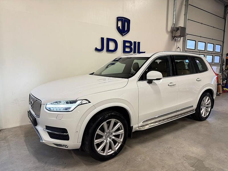 Vit Begagnad 2015 Volvo XC90 Inscription SUV | 279 800 kr (Marknadspris) - Bild 1/4