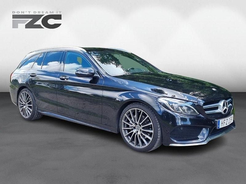 Svart Begagnad 2018 Mercedes C220 AMG line Kombi | 229 000 kr (Marknadspris) - Bild 1/4
