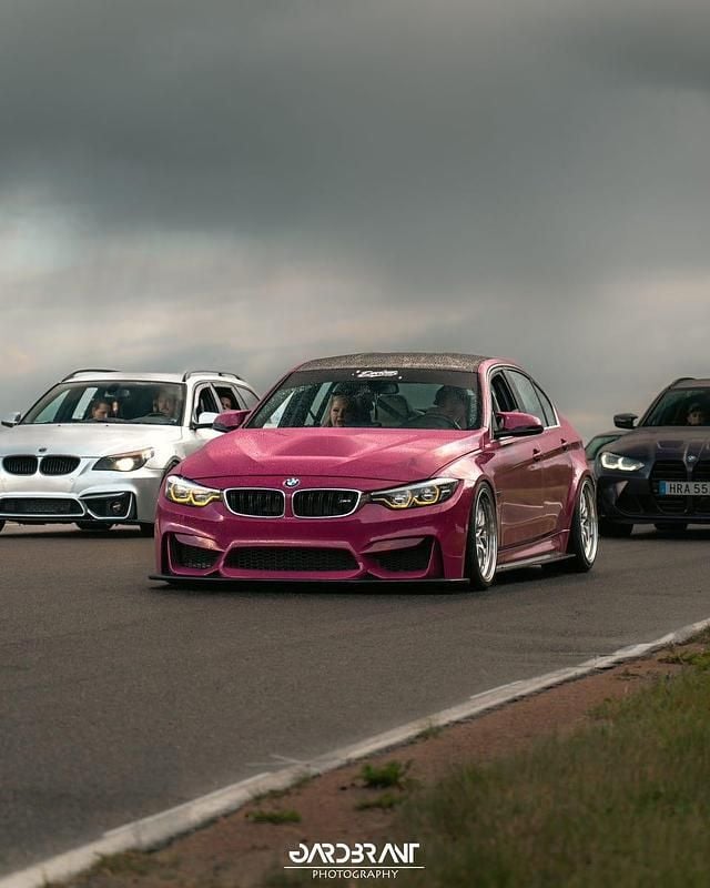 Rubystar neo Begagnad 2015 BMW M3 Sedan | 540 000 kr - Bild 1/4