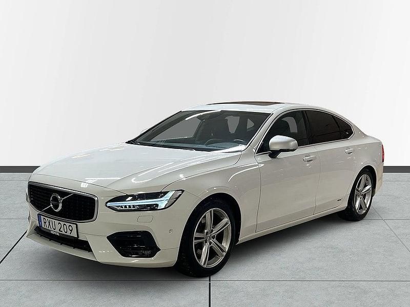 Begagnad Volvo S90 R-Design 235 HK (172 kW) 2018 Vit Sedan