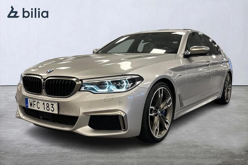 Begagnad BMW M550 Sport Line 2018 Grå Sedan