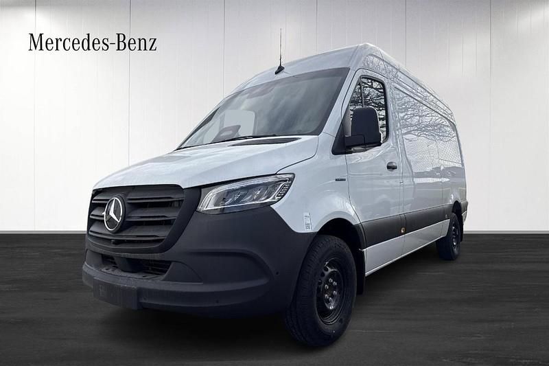 Begagnad Mercedes E-Sprinter 11 kW (15 HK) 2024 Van
