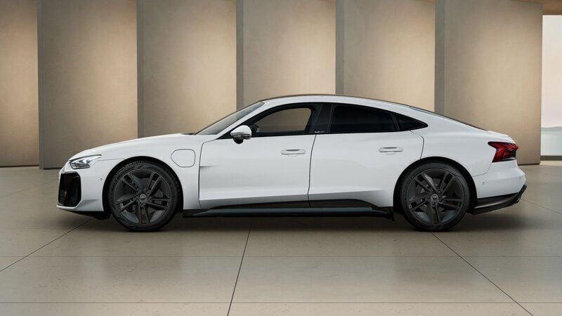 Ny Audi e-tron Design 370 kW (504 HK) 2025 Silver (arkonavit) SUV