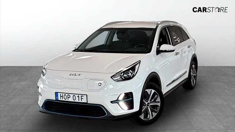 Vit (white) Begagnad 2022 Kia e-Niro 2 SUV | 249 900 kr (Bra pris) - Bild 1/4