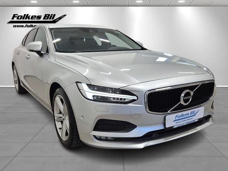 Begagnad Volvo S90 190 HK (139 kW) 2017 Silver Sedan