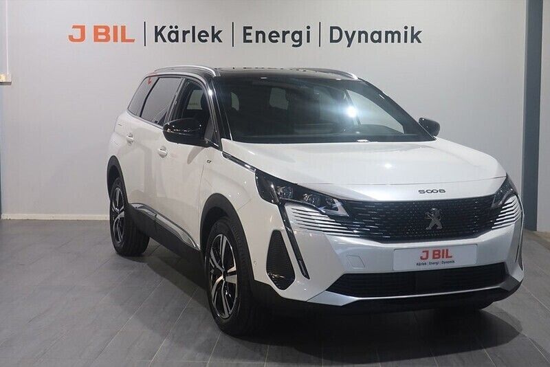Vit Begagnad 2023 Peugeot 5008 GT Minibuss | 349 900 kr (Marknadspris) - Bild 1/4