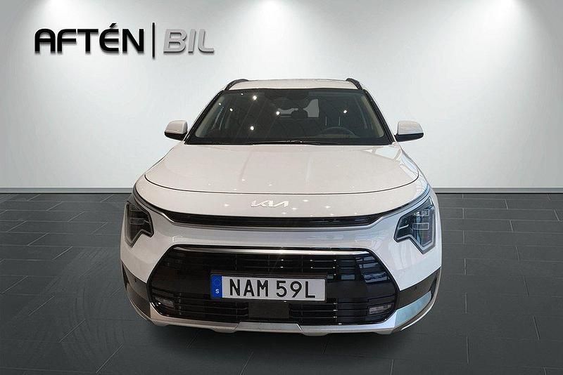 Begagnad Kia Niro Advance 184 HK (135 kW) 2023 Grön (city scape green) SUV