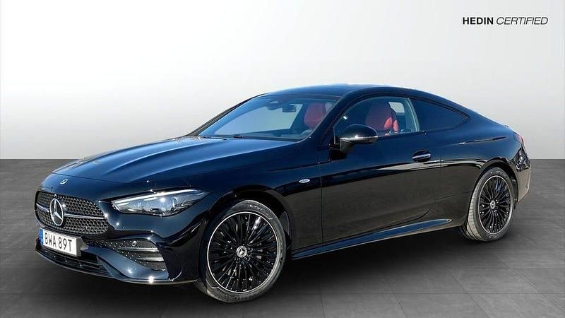 Svart Begagnad 2025 Mercedes CLE300 AMG line Sportkupé | 679 900 kr - Bild 1/4