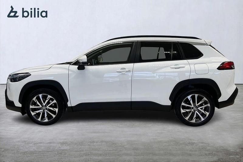 Begagnad Toyota Corolla Cross Style 200 HK (147 kW) 2023 Vit SUV