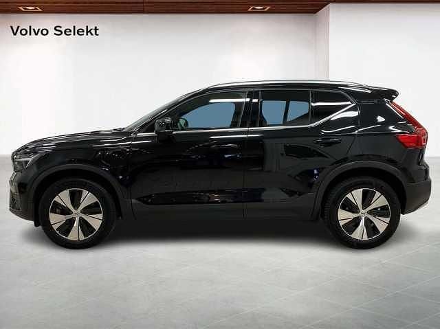 Begagnad Volvo XC40 210 HK (154 kW) 2023 Svart SUV