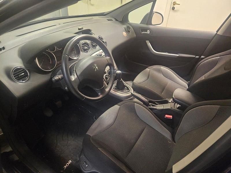 Begagnad Peugeot 308 120 HK (88 kW) 2010 Halvkombi